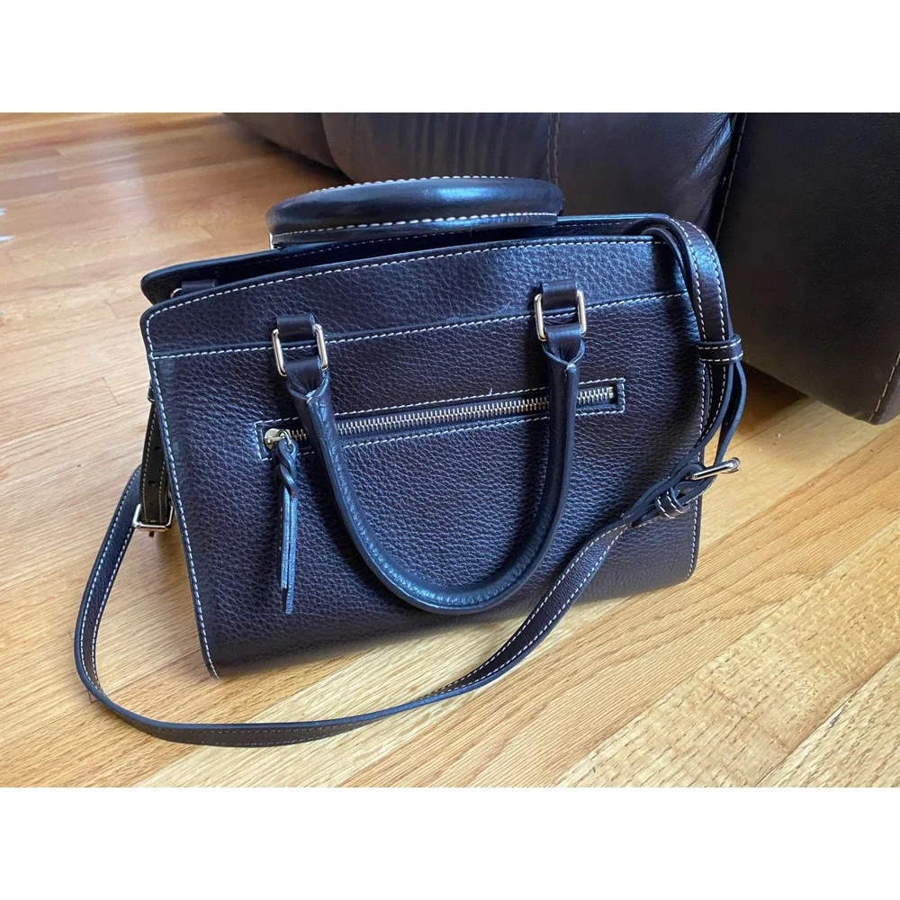 Dooney & Bourke Pebbled Leather Black Satchel VTG Purse Bag Excellent Crossbody